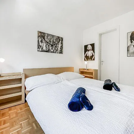 Pied-a-terre In Crans-montana, Pool And View - Swiss Alps Апартаменты *